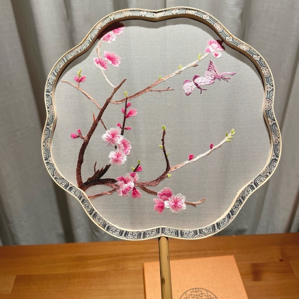 Handsewn Suzhou Embroidery Double Sided Hand Fan Cherry Blossom Butterfly Bamboo - Picture 7 of 16